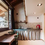 Maison Rosset Agriturismo, Camere, E In Valle D'aosta