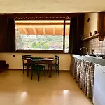 Maison Rosset Agriturismo, Camere, E In Valle D'aosta Нюс
