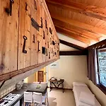 Maison Rosset Agriturismo, Camere, E In Valle D'aosta *