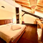 Maison Rosset Agriturismo, Camere, E In Valle D'aosta Фермерский дом *