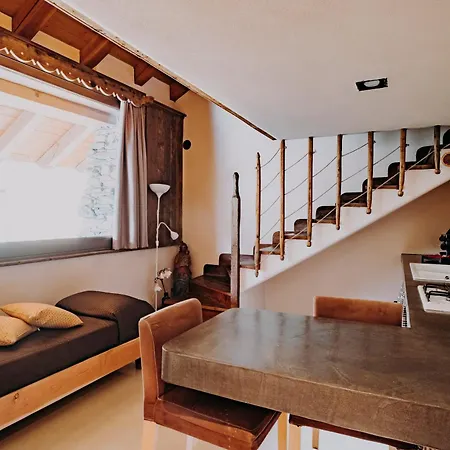 Maison Rosset Agriturismo, Camere, E In Valle D'aosta Vakantieboerderij Nus