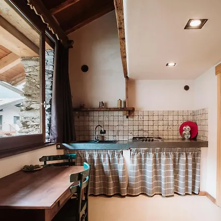 Maison Rosset Agriturismo, Camere, E In Valle D'aosta