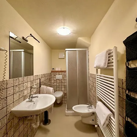 Maison Rosset Agriturismo, Camere, E In Valle D'aosta