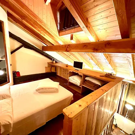 Vakantieboerderij Maison Rosset Agriturismo, Camere, E In Valle D'aosta