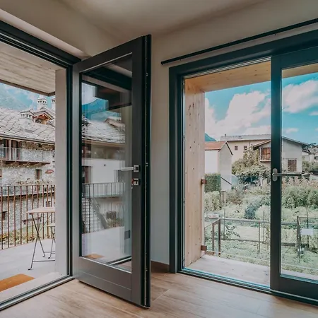 Maison Rosset Agriturismo, Camere, E In Valle D'aosta Нюс